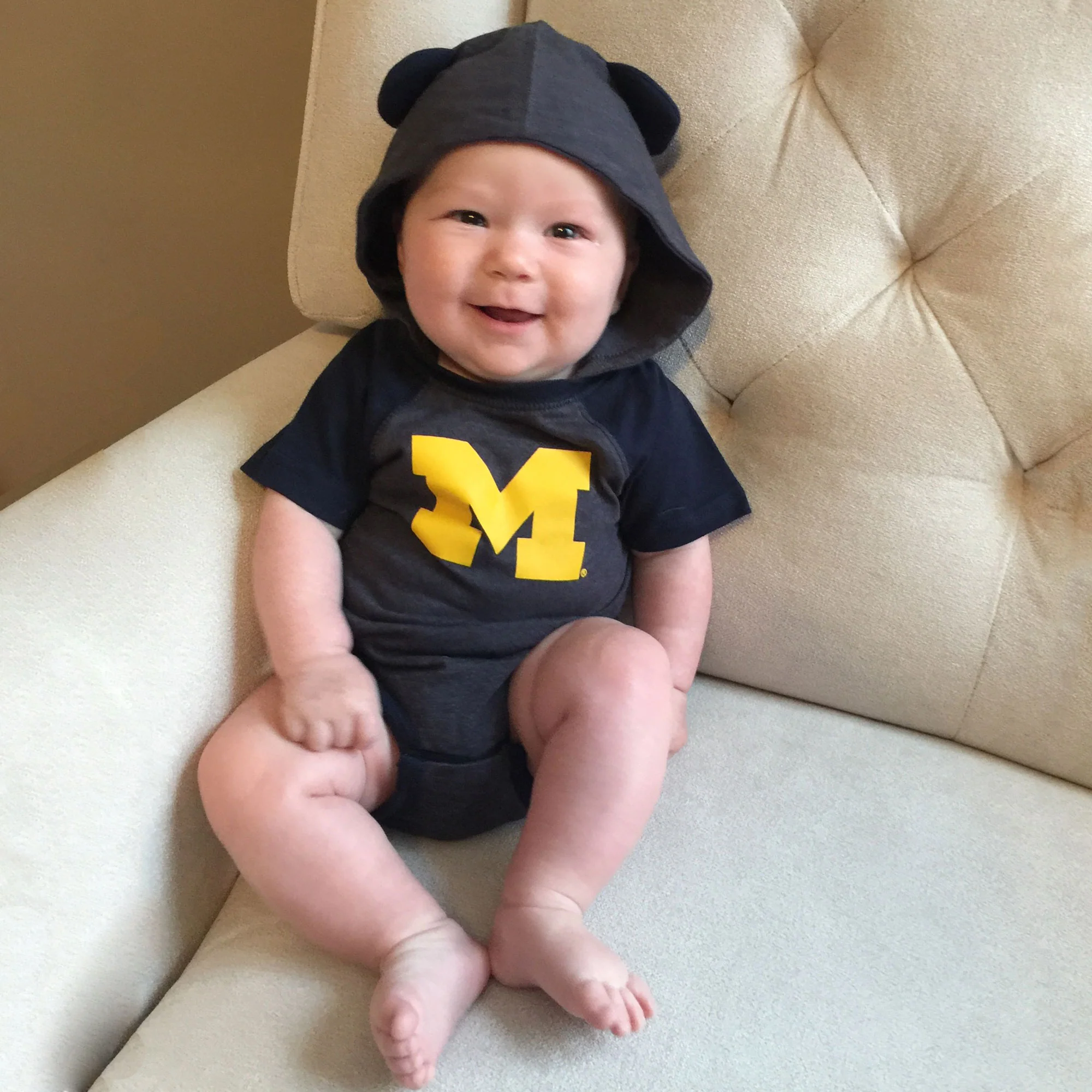 Block M University of Michigan Hooded Bear Ears Creeper - Vintage Navy - Image 3